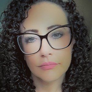 Meet your Posher, Michelle renee